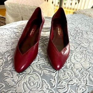 Leather upper flat shoes